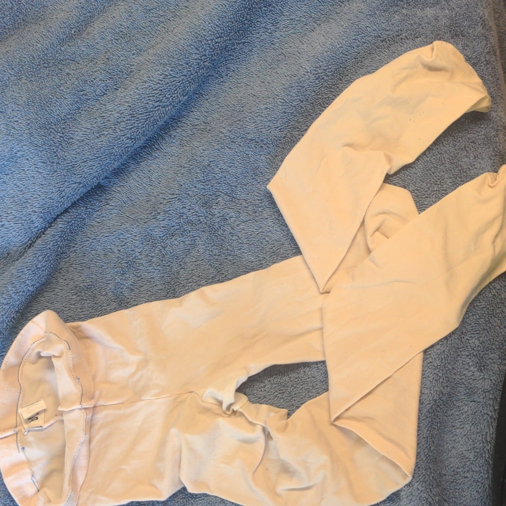 BLOCH Child small pink ballet footed tights